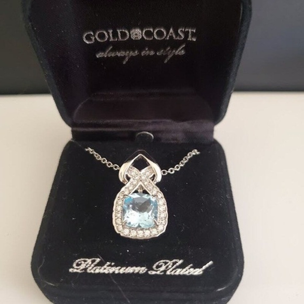 Gold Coast Cushion Cut Faux Aquamarine Halo Necklace Platinum Plated Gift - Picture 8 of 8